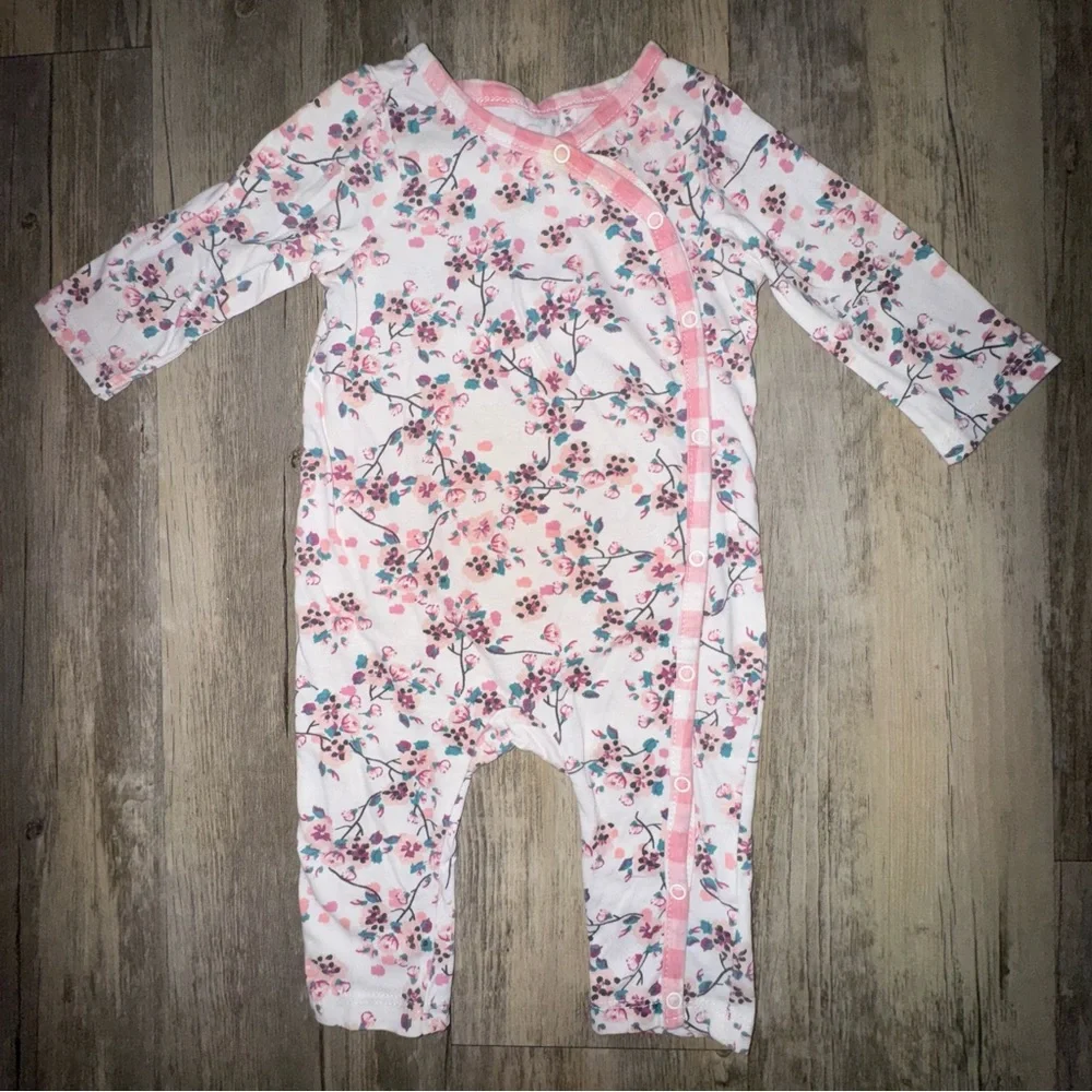 ☀️6/$20☀️ Jessica Simpson Pink Floral Baby Pajama Set